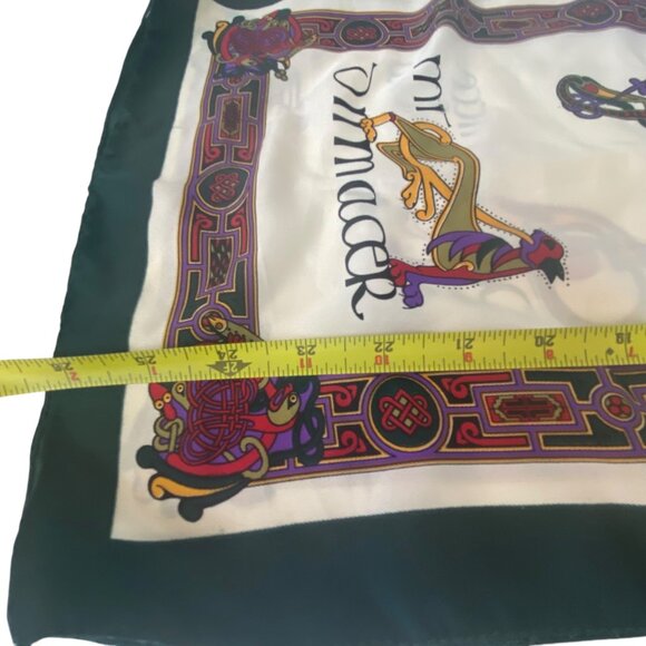 Vtg Book of Kells Irish Green Silk Scarf Celtic Knot Animal Griffins 12" x 52" - Picture 4 of 9